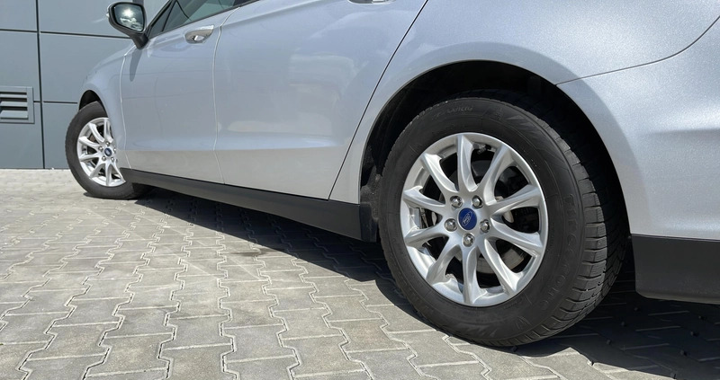 Ford Mondeo cena 59900 przebieg: 110622, rok produkcji 2016 z Strumień małe 596